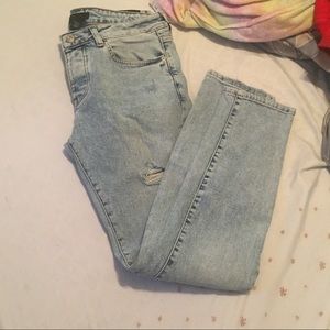Mens Slightly ripped jeans